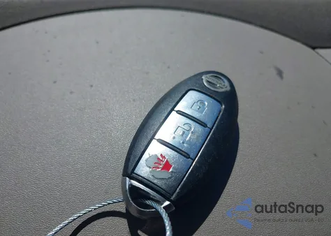 2012 Nissan Pathfinder Silver z USA, uszkodzony, nr VIN 5N1AR1NN6CC627966